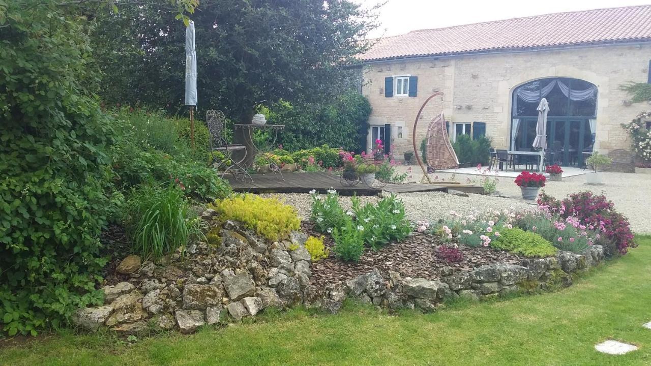 Bed and Breakfast La Grange De Gournay Exterior foto